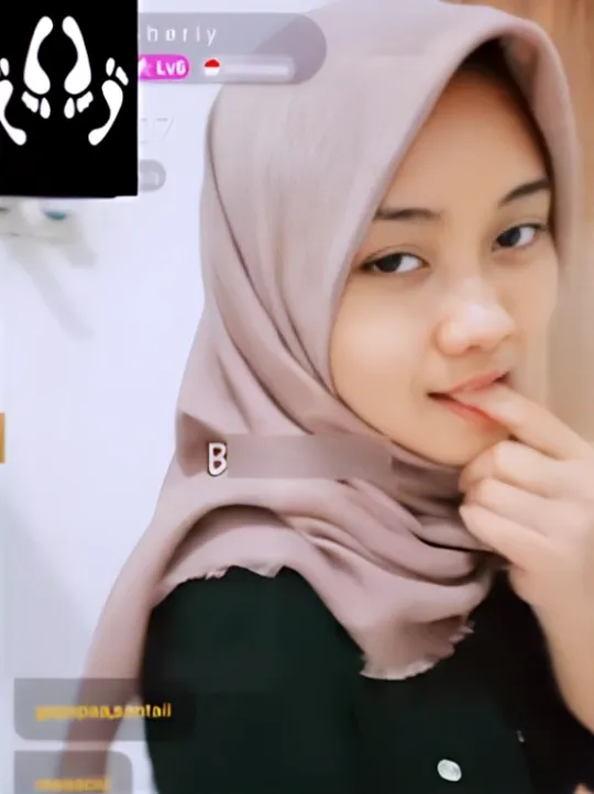 VCS Ukthi Bugil Telanjang Bulat Hisap Jari Sange