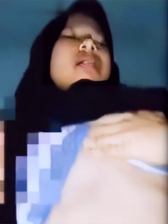 Gadis Masih Sempit Di Goyang Pelan Crot Di Dalam - Tobrut Viral Desah Becek